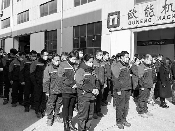 銘記歷史！這一刻為30多萬(wàn)南京大屠殺死難者默哀！